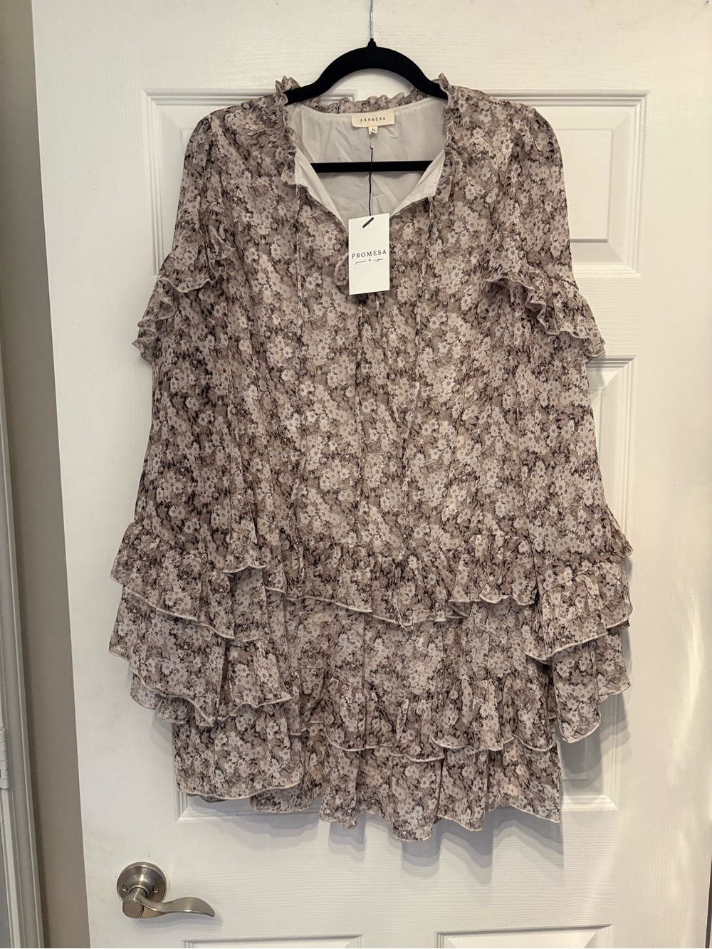 Promesa Taupe Floral Ruffle Long Sleeve Tunic